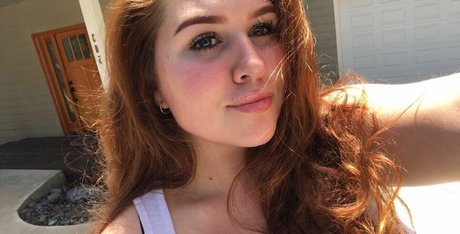 allnaturalaurora strip onlyfans