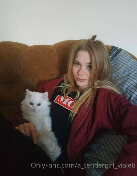 a tendergirl vialeti naked onlyfans