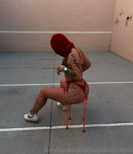 thesinfulscorpio desnuda onlyfans