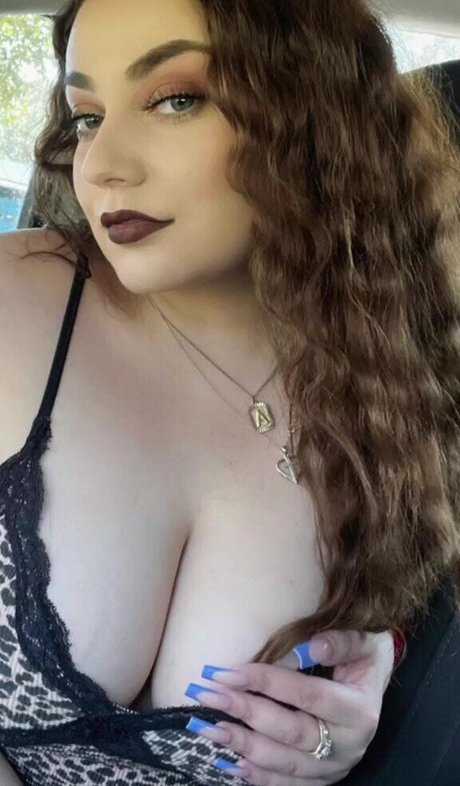 Earth2Chii nude onlyfans leak