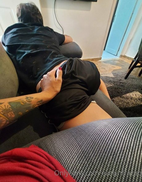 evelynfrazao onlyfans leaked