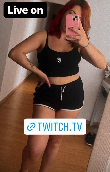 Ammyzitta nude onlyfans pics