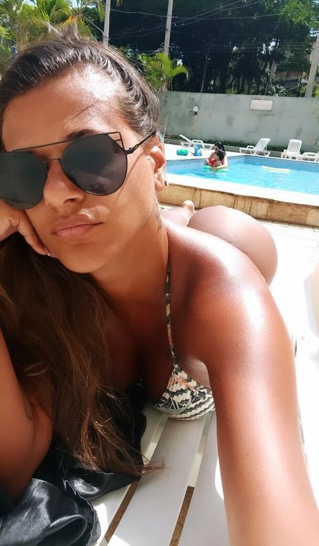 Caiala Tavares onlyfans sex leak