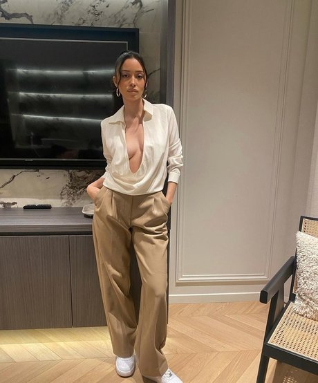 Christian Serratos naked onlyfans leaked