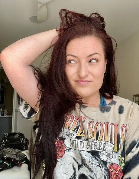 lady s onlyfans leakes