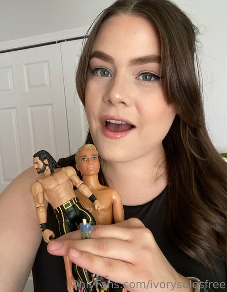 ivorysolesfree only fans pictures