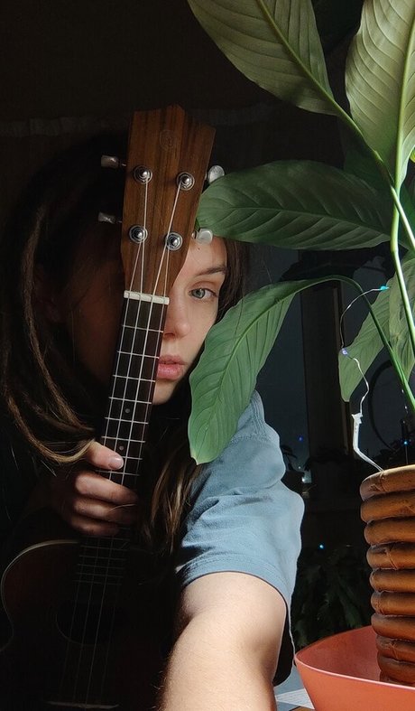 Beauty Bird onlyfans content