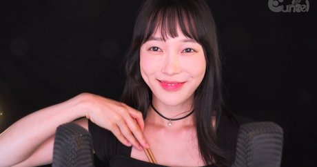 Eunzel ASMR onlyfans sextape leak