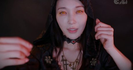 Eunzel ASMR leaks only fans