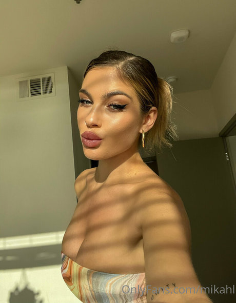 mikahl onlyfans ass