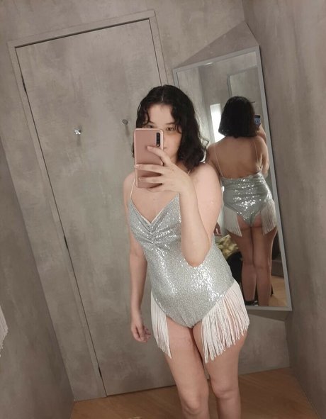 BellaPlays naked leaked onlyfans