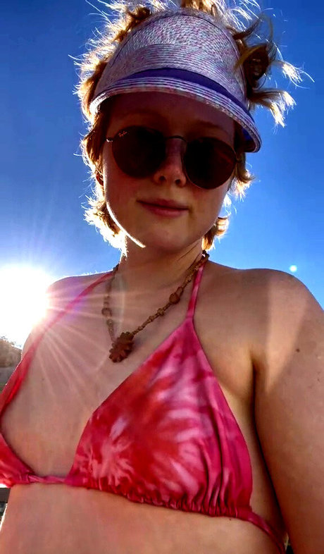 Molly Quinn leak only fans