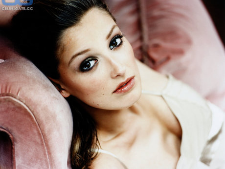 Alexandra Maria Lara onlyfans model