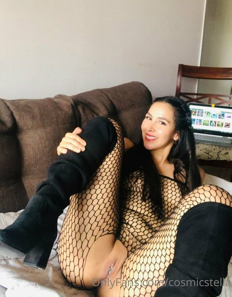 cosmicstellaa leaked naked onlyfans