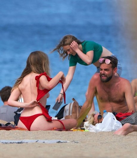 Diana Vickers naked on onlyfans