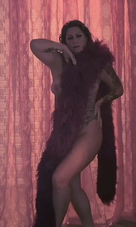 Danielle Colby onlyfans sexy