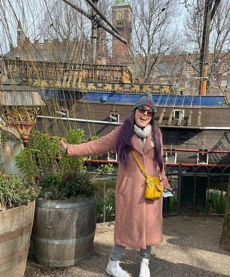 Ellen Rose nude onlyfans pics