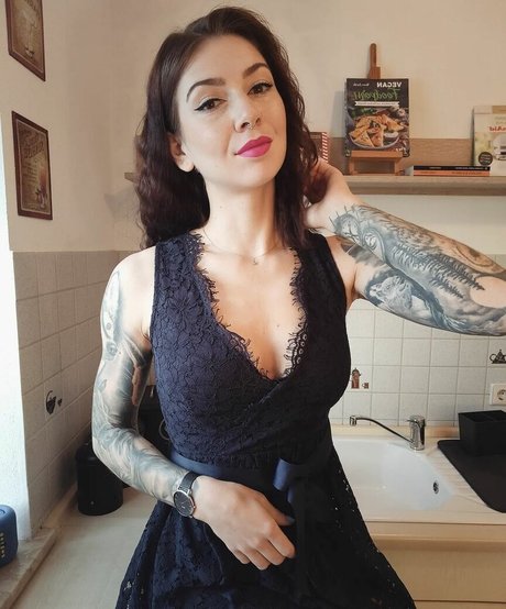 Lechl Sisters only fans sex