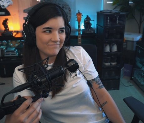 AnneMunition onlyfans free porn
