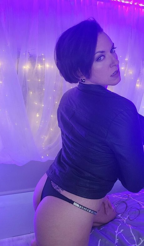 officerbabywolf onlyfans pics nude