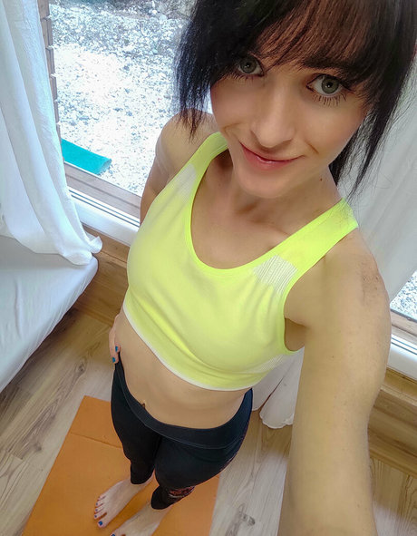 footjobsqueen on onlyfans