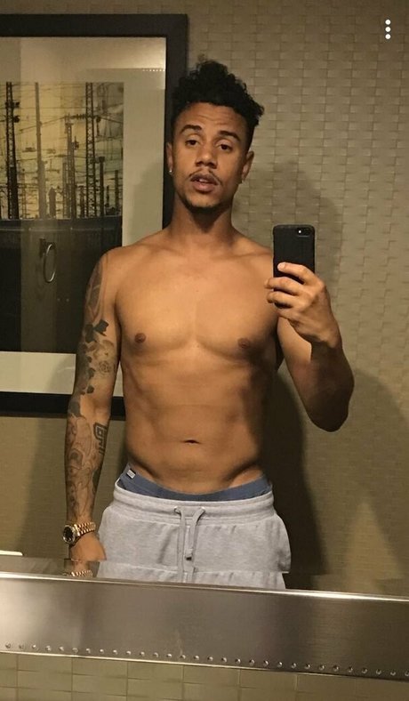 lilfizz boobs onlyfans