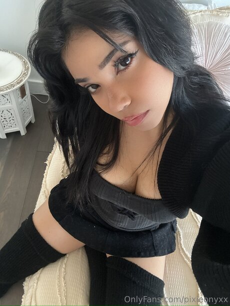 PixieOnyxx onlyfans leaks nude