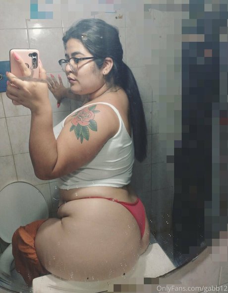 mistressdakotaf naked only fans