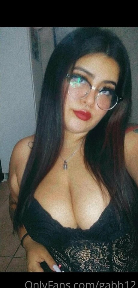 mistressdakotaf onlyfans leaked tits