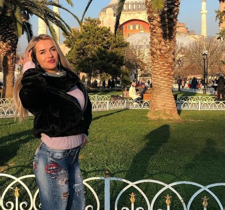 Oksana Mishyna leaked only fans