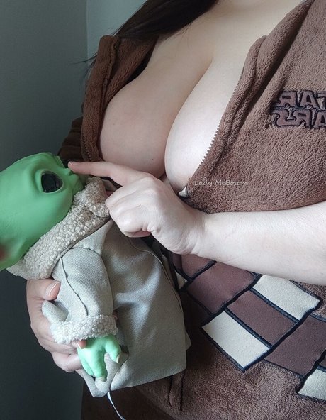 Lady McBosom leaks onlyfans porn