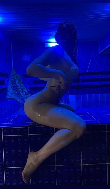 Maria Grensi onlyfans photos