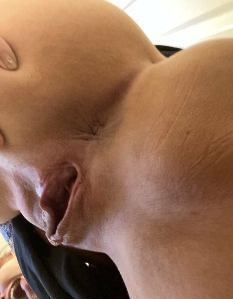 britneekayy naked onlyfans