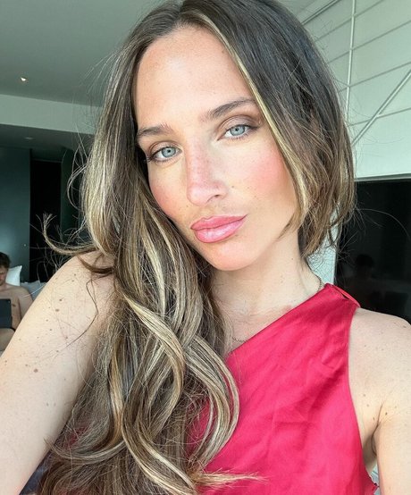 Maeva D Ascanio onlyfans leaked