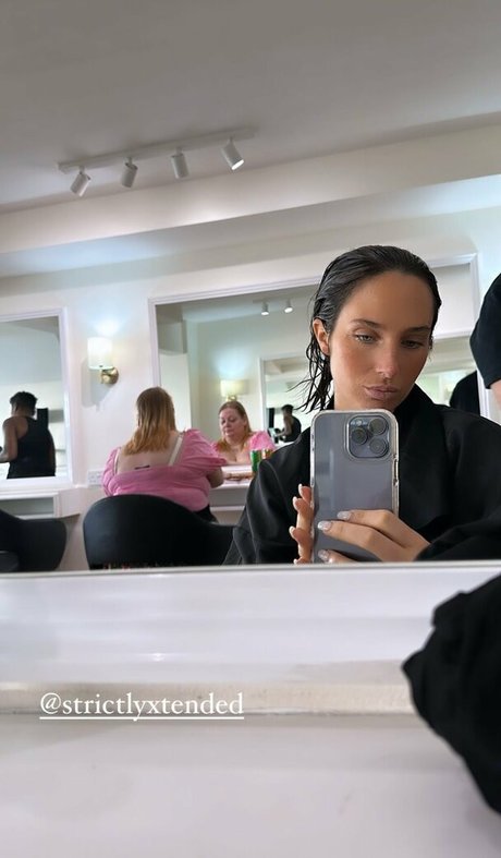 Maeva D Ascanio onlyfans leaked dirtyship