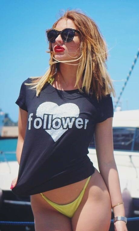 Tanya The Cat onlyfans tits