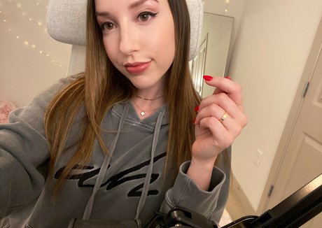 JackieMButler onlyfans leaked tits