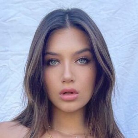 Madison Lewis onlyfans naked pics