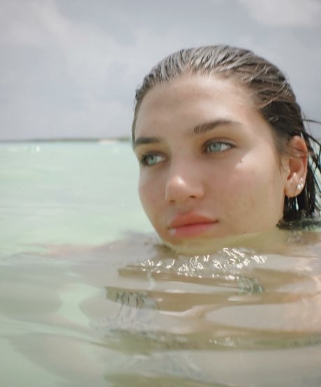 Madison Lewis onlyfans pictures