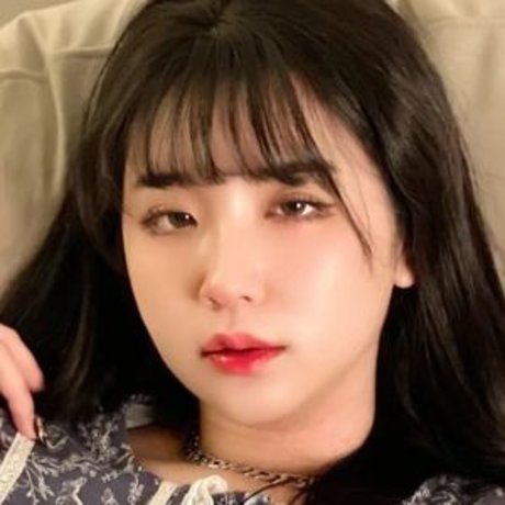 e chi h leaked only fans nudes