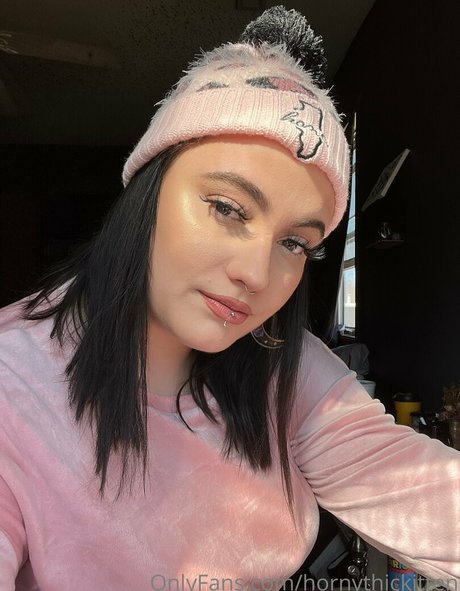 hornythickitten onlyfans fotos