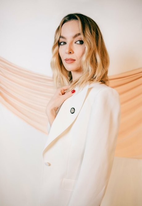 Jodie Comer naked only fans