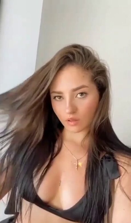 Angie Carmona onlyfans model photos