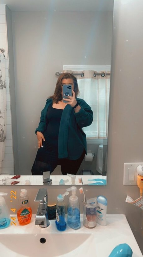 damned female onlyfans pictures