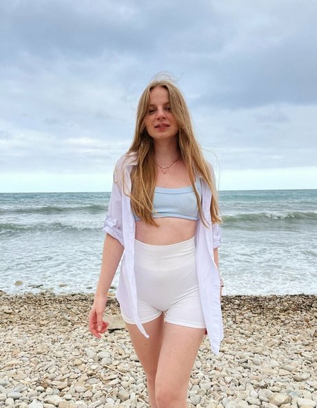 caseyshy onlyfans nude