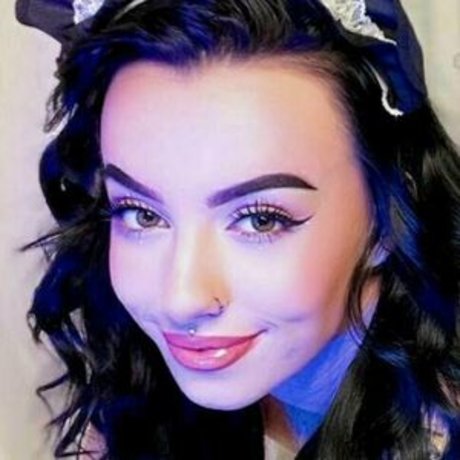 minniexoxo20 onlyfans hot