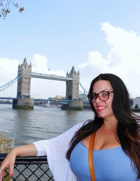 Kinsey Osborn onlyfans star