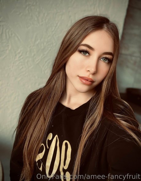 little lisa onlyfans free