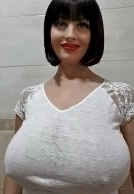 Lisa Bukawski onlyfans nudes