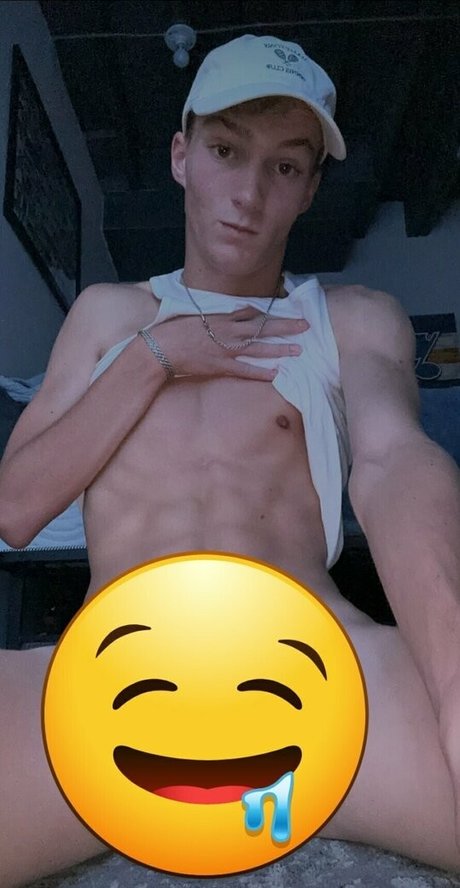 blondeboybradfree nude onlyfans porn